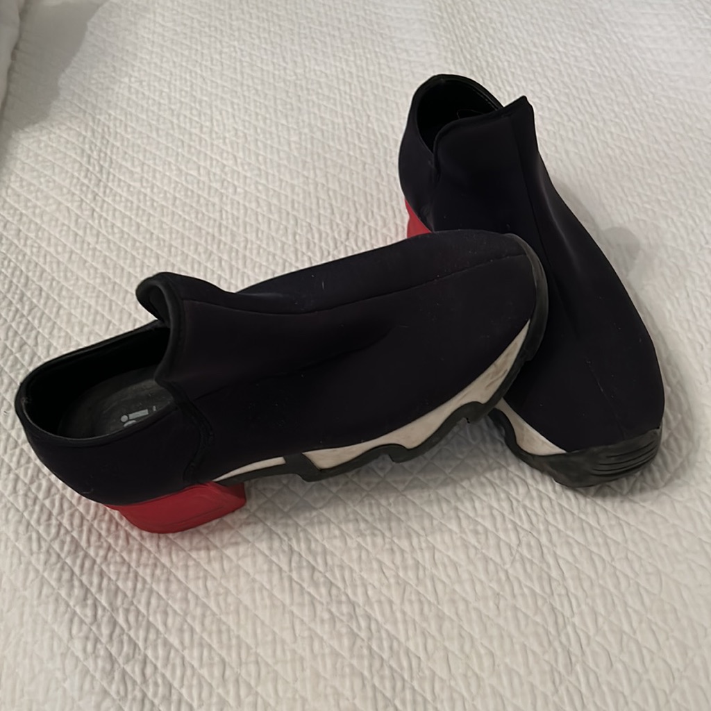 Iri Black, White And Red Shoes. Size 6.5. Platform Slip On Shoes W Solid Soles.